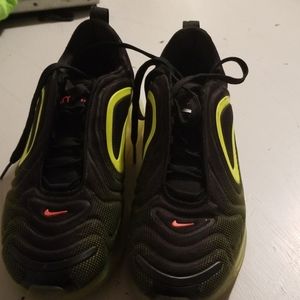 5.5Y Air Max 720 neon sneakers